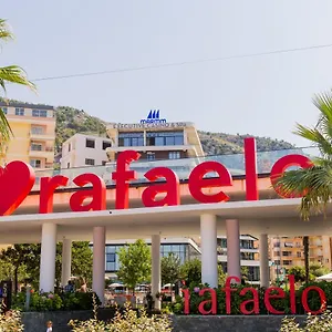 Hotel Rafaelo Comfort & Family, Lezhe
